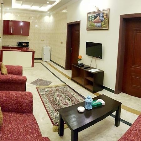 Triple One Hotel Abbottabad Eksteriør billede